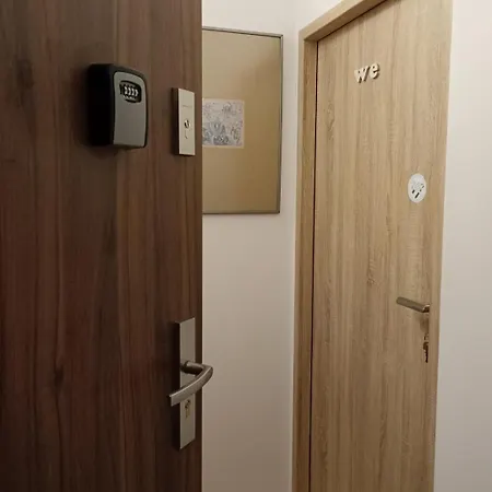 Apartamento Komputerowa Airport And Business District