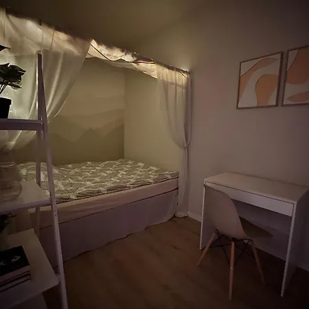 Apartament Nastrojowy 2 Pokojowy 6 Min Od Lotniska