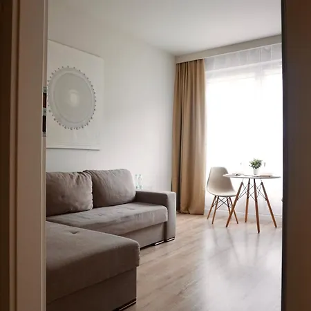 Nastrojowy 2 Pokojowy 6 Min Od Lotniska * Warszawa