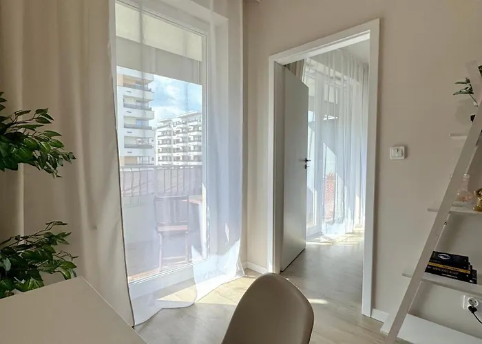 Komputerowa Airport And Business District